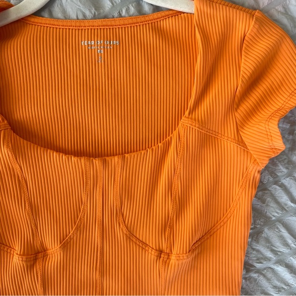 Top - Picture 4 of 4